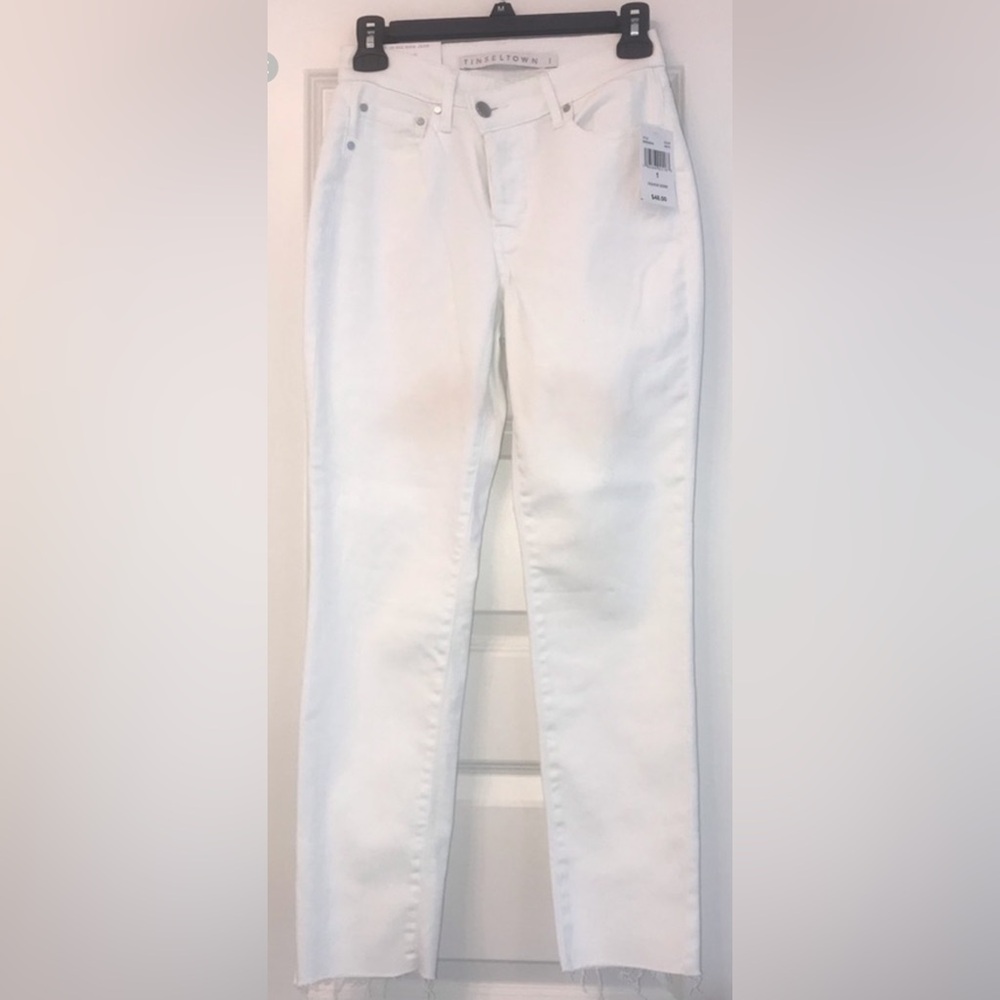 Tinseltown Asymmetrical High Rise Size 1 White Jeans